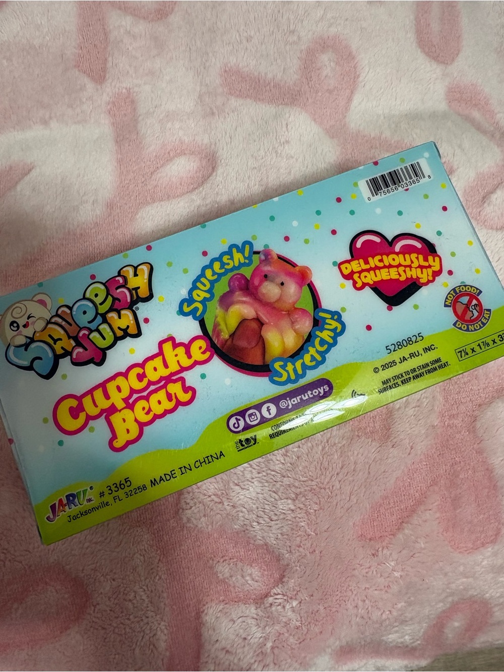 Squeesh Yum Bear Squishy Cupcake Bear - Picture 2 of 4